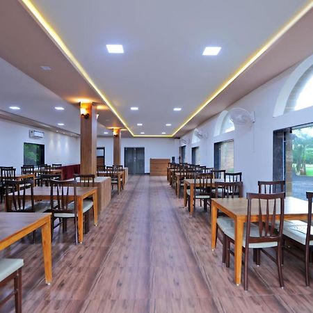 Gir Night Resort Sasan Gir Luaran gambar